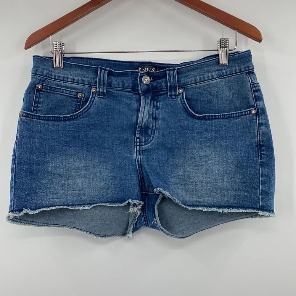 3For$20 Venus Blue Wash Stretch Shorts size 8